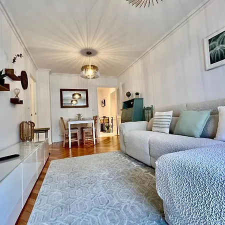 Appartement Fragueiro 186 *