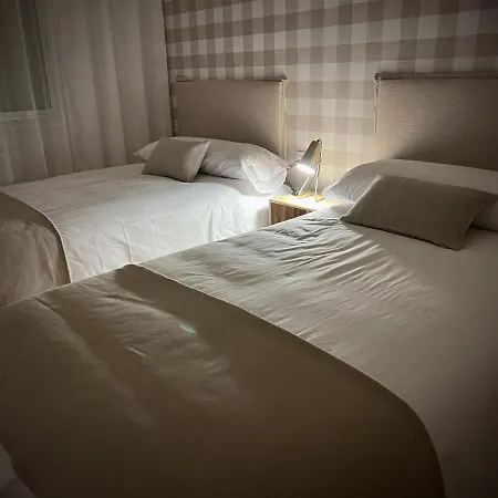 Appartement Fragueiro 186 *